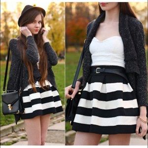 Chicwish contrast stripe a line skirt